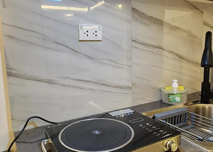 Yam's Little Unit Q 100 Mbps Wi-fi Apartamento Manila