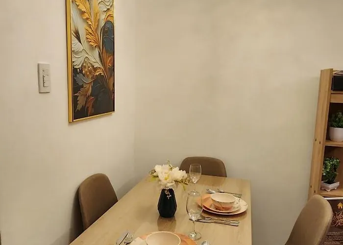 Yam's Little Unit Q 100 Mbps Wi-fi Apartamento Manila
